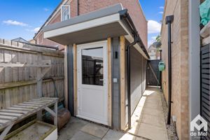 Photo 28- click for photo gallery